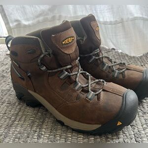 Men's Targhee II Mid Waterproof Hiking Boots